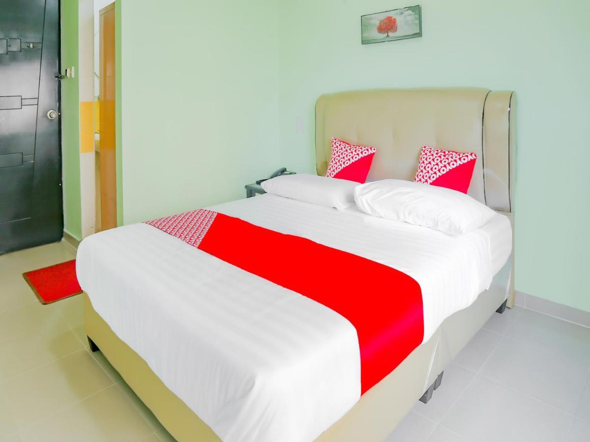Oyo 90269 Hotel Indorasa 2 Jodoh  Eksteriør bilde